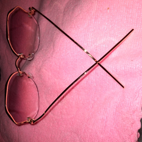 Pink Sunglasses - Picture 9 of 10